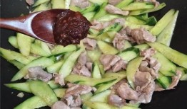 娱乐吃瓜酱男女平等,倡导男女平等，共筑和谐娱乐圈